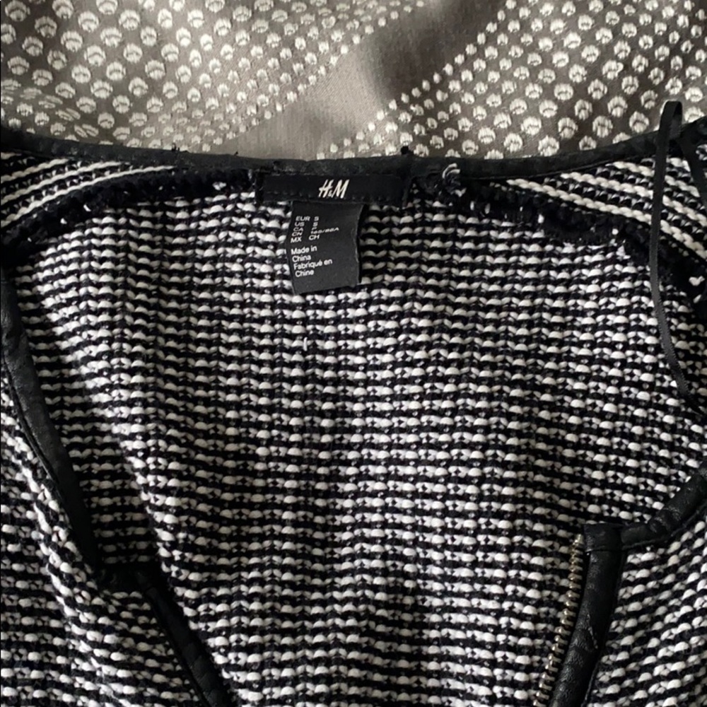 H&M jacket - Picture 2 of 3